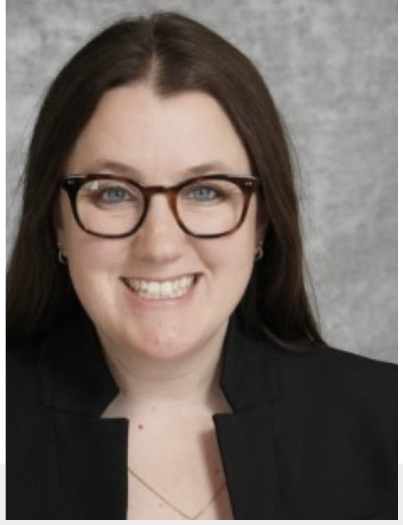  Dr. Alex Dika Seggerman